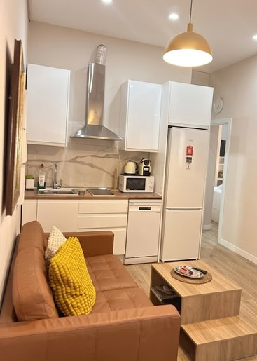 AL-93 (Madrid) Mur · Modern, spacious and bright apartment by beBalmy 19 beBalmy