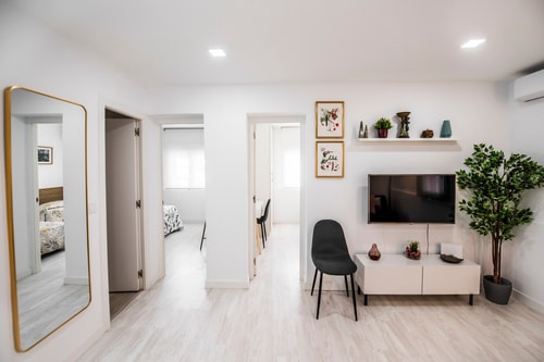 Lovely apartment in Barajas by beBalmy, photo 3 of 35