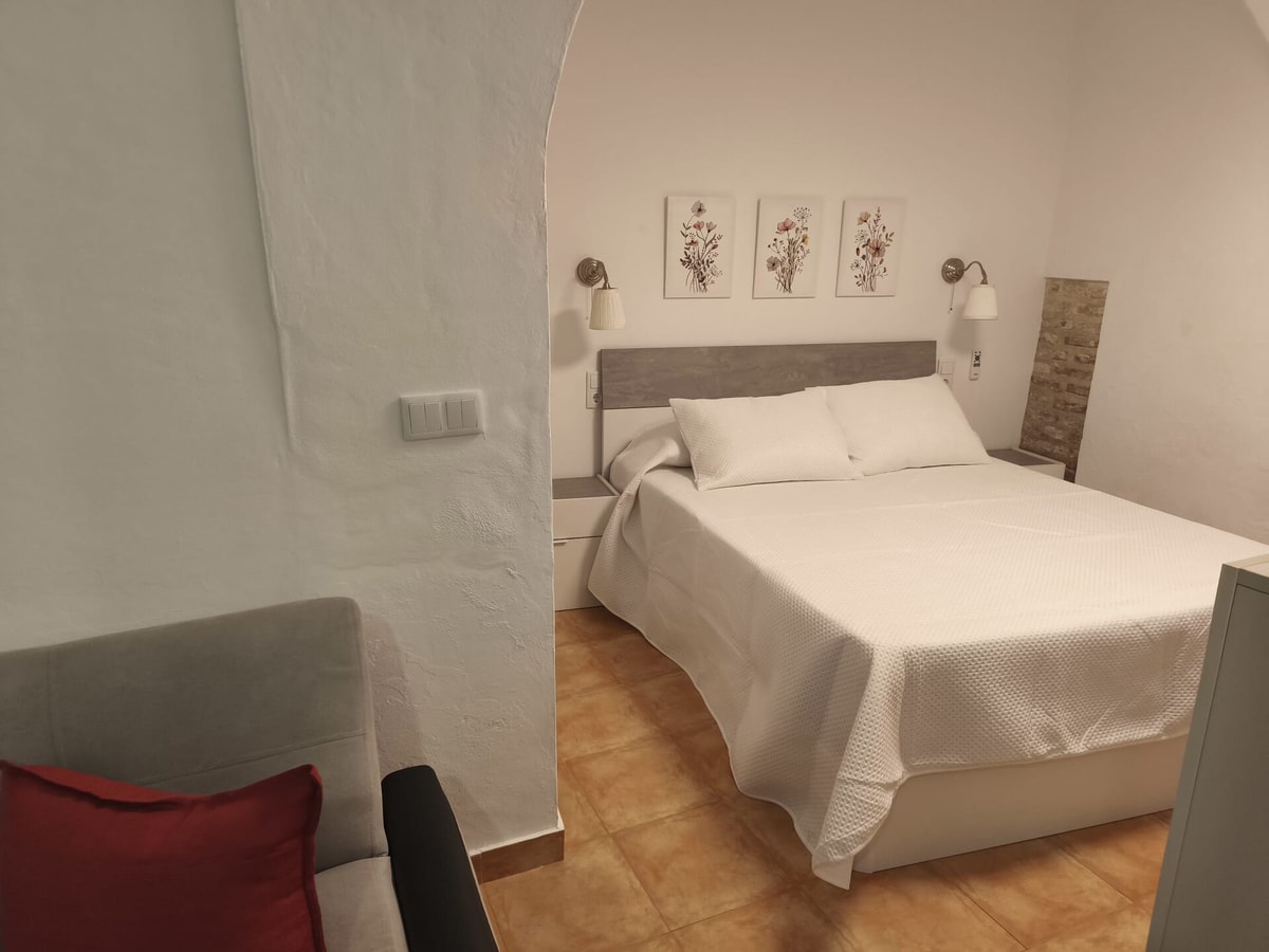 Top-notch studio in the center of Carmona, Seville 1 beBalmy