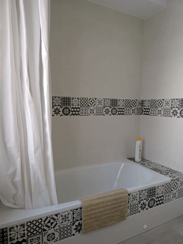 Bright apartment central Avilés + Wi-Fi by beBalmy, photo 8 of 11