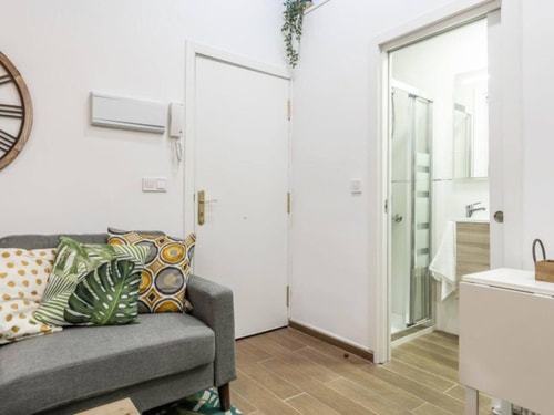 Beautiful apartment with 2 bedrooms by beBalmy, photo 21 of 22