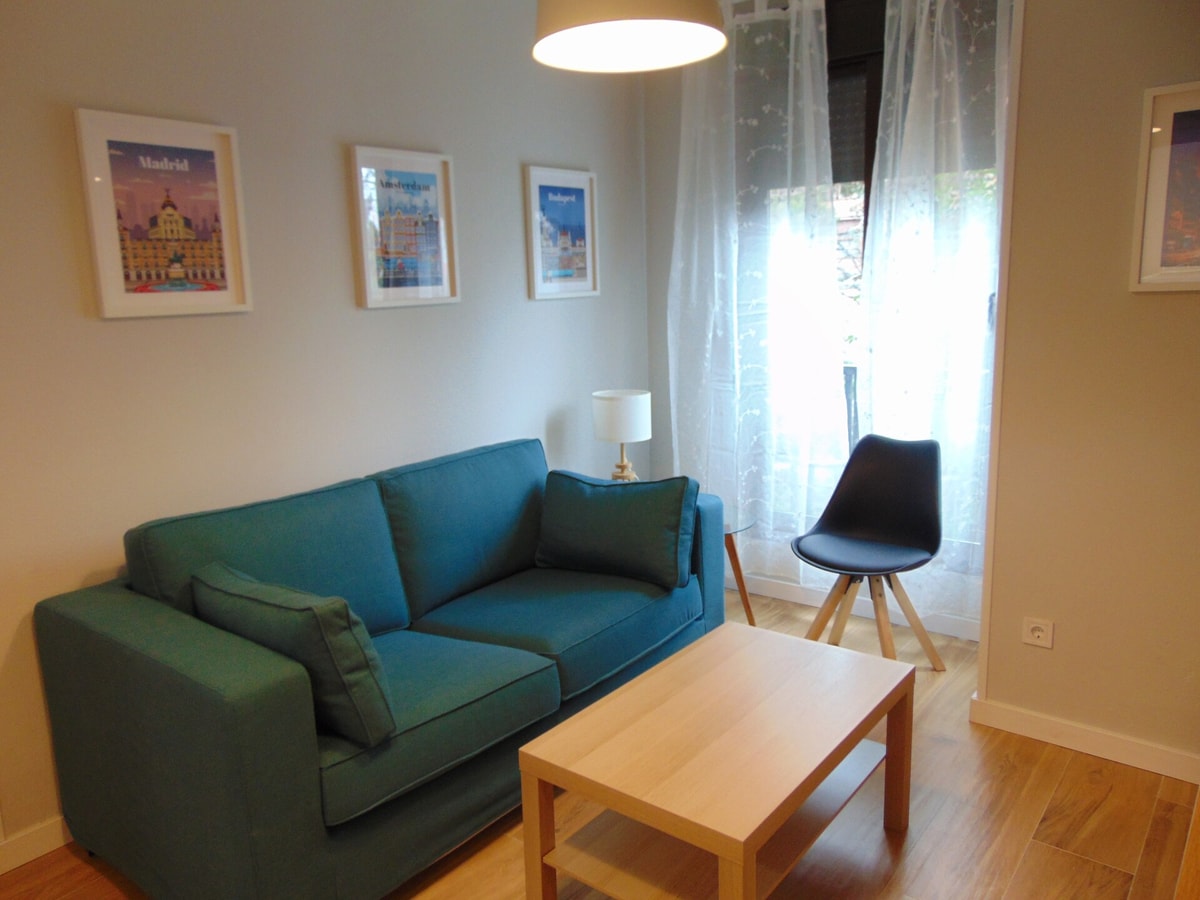 Airport Plenilunio suites blue by beBalmy 1 beBalmy