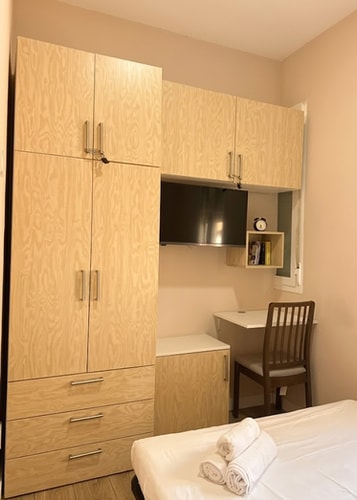 Modern, spacious and bright apartment by beBalmy, photo 26 of 26