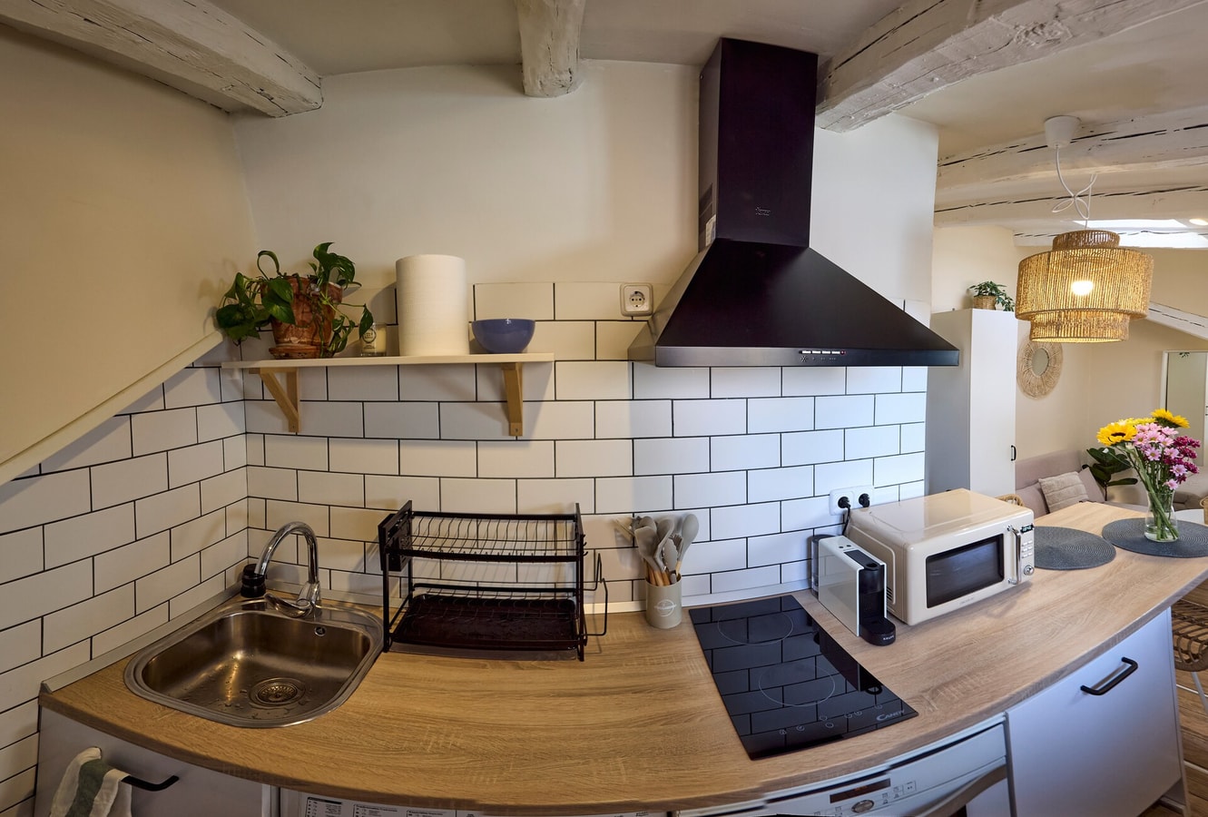 (Ampa) · Comfortable apartment central Madrid A/C + Wi-Fi 1 beBalmy