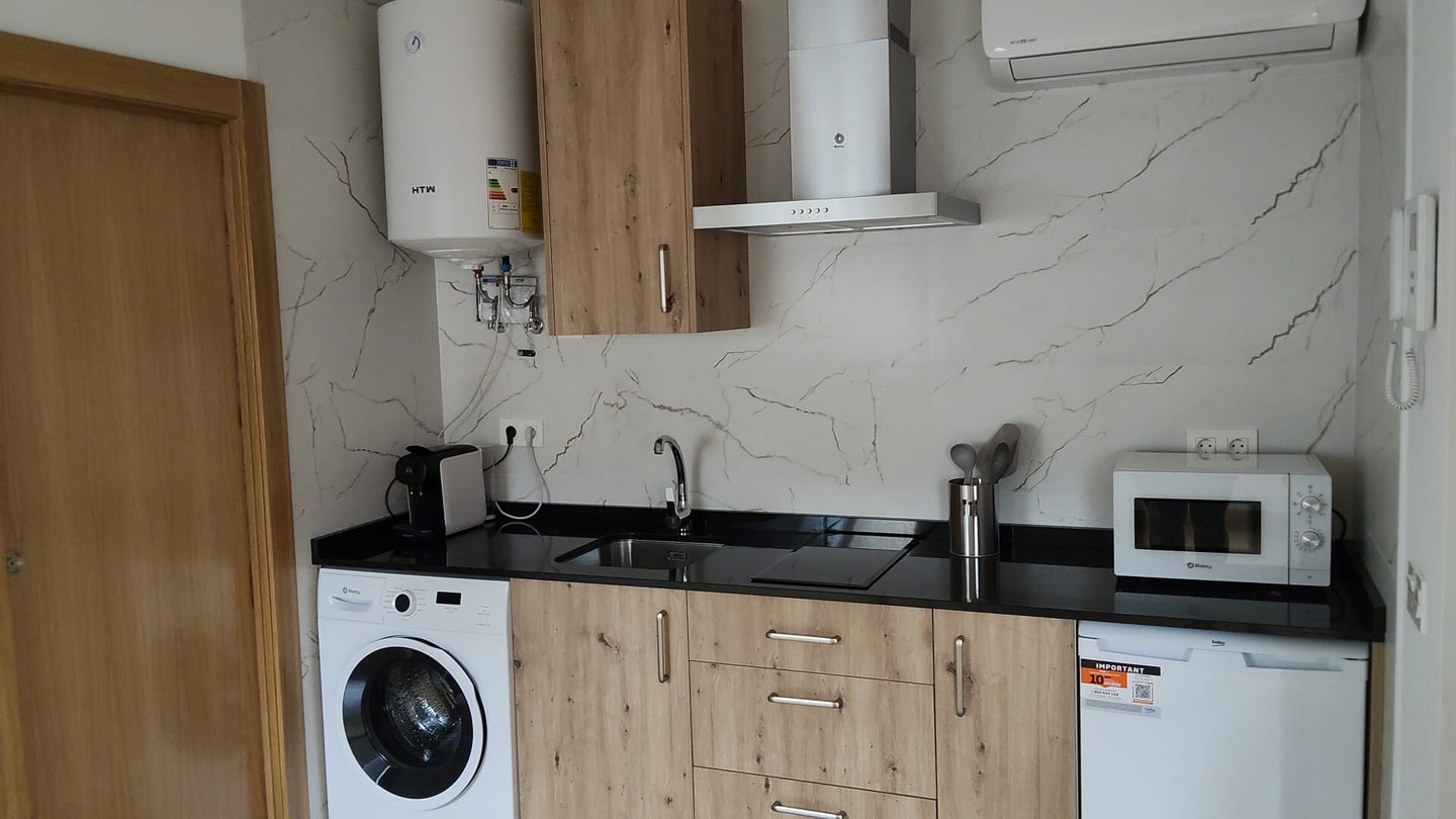 Cozy Studio in San Pablo Salamanca by beBalmy 9 beBalmy