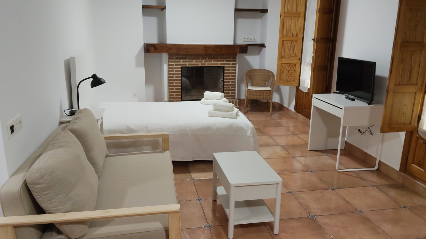 Comfortable studio in San Pablo by beBalmy beBalmy