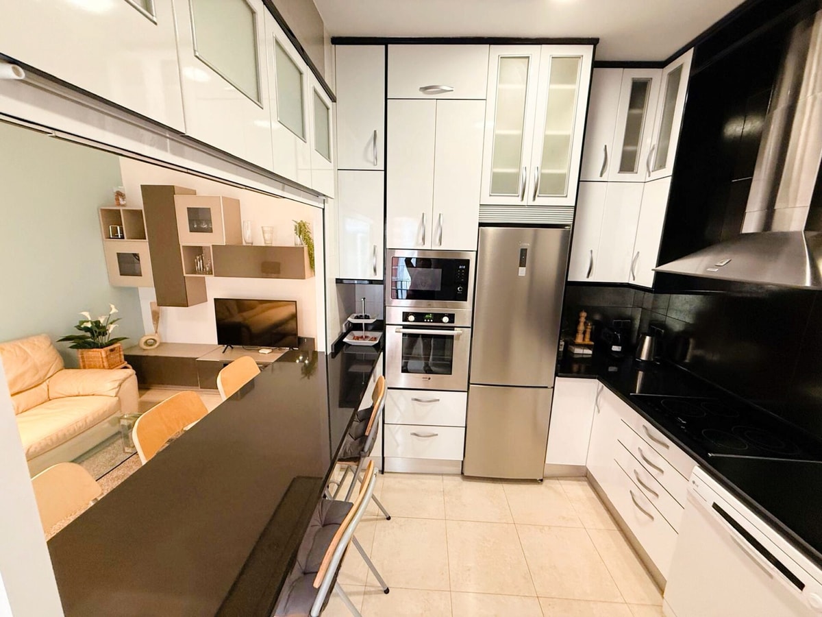 Spacious apartment in the center by beBalmy 6 beBalmy