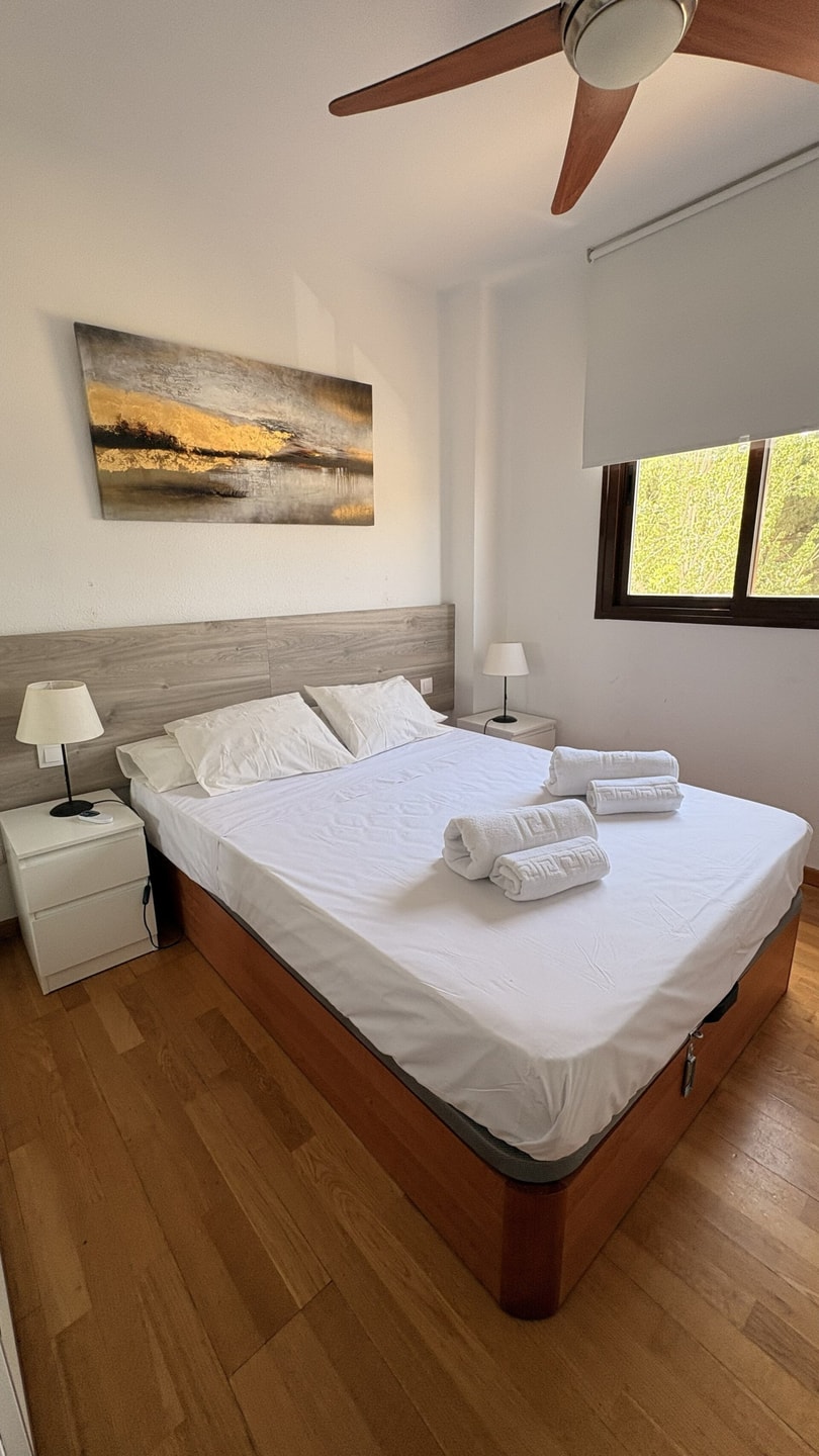 Cozy Apartment with Pool near Madrid Airport 3 beBalmy