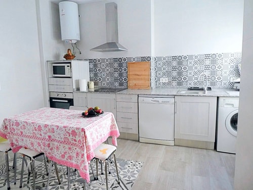 Spacious apartment in Avilés by beBalmy, photo 3 of 24