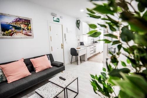 Lovely apartment in Barajas by beBalmy, photo 1 of 35