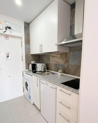 Cozy & Central Apartment with Pool in Torremolinos, photo 11 of 19