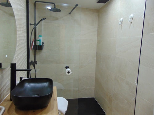 Airport Plenilunio suites blue by beBalmy, photo 20 of 26