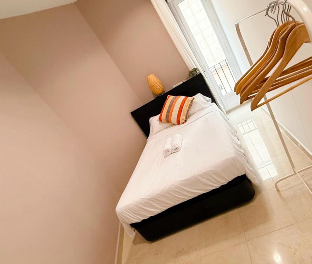 Spacious apartment in the center by beBalmy 15 beBalmy