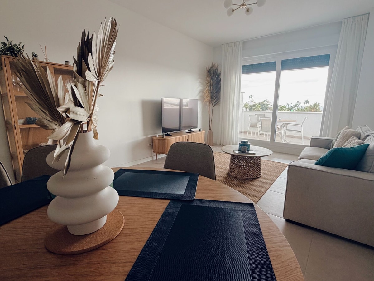 Elegant apartment with pool and parking by beBalmy 18 beBalmy