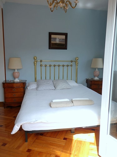 Bright apartment central Avilés + Wi-Fi by beBalmy, photo 6 of 11