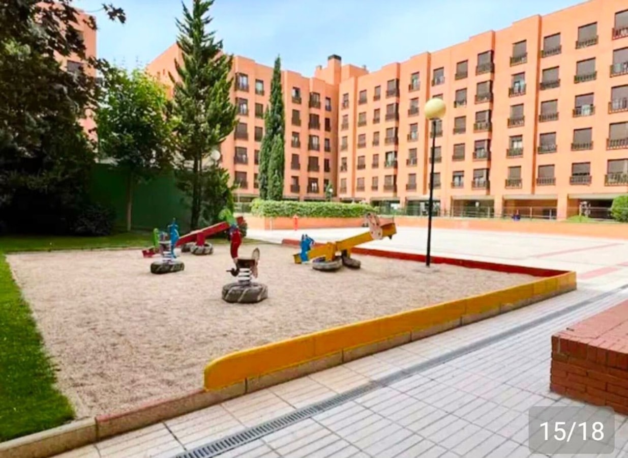 Airport Madrid Plenilunio Suites Green by beBalmy 3 beBalmy