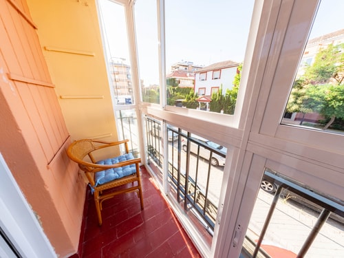 Large apartment near Convention Center by beBalmy, photo 2 of 15
