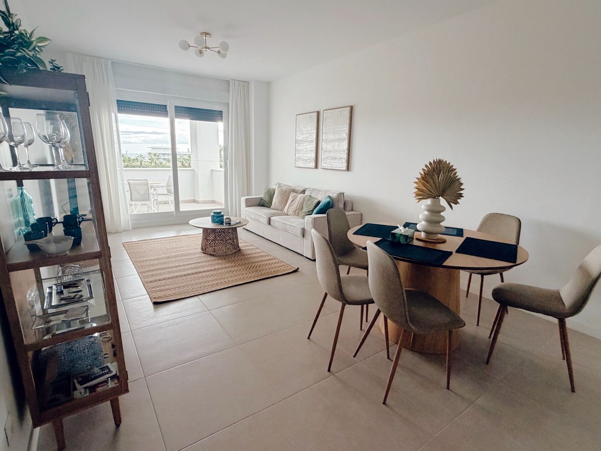 Elegant apartment with pool and parking by beBalmy 21 beBalmy