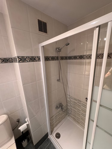 Cozy Apartment - 1 min to San Lorenzo Beach, Gijon, photo 11 of 16