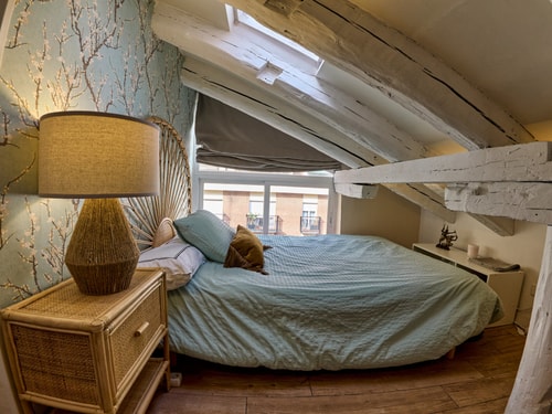 Lovely attic in downtown Madrid by beBalmy, photo 2 of 13