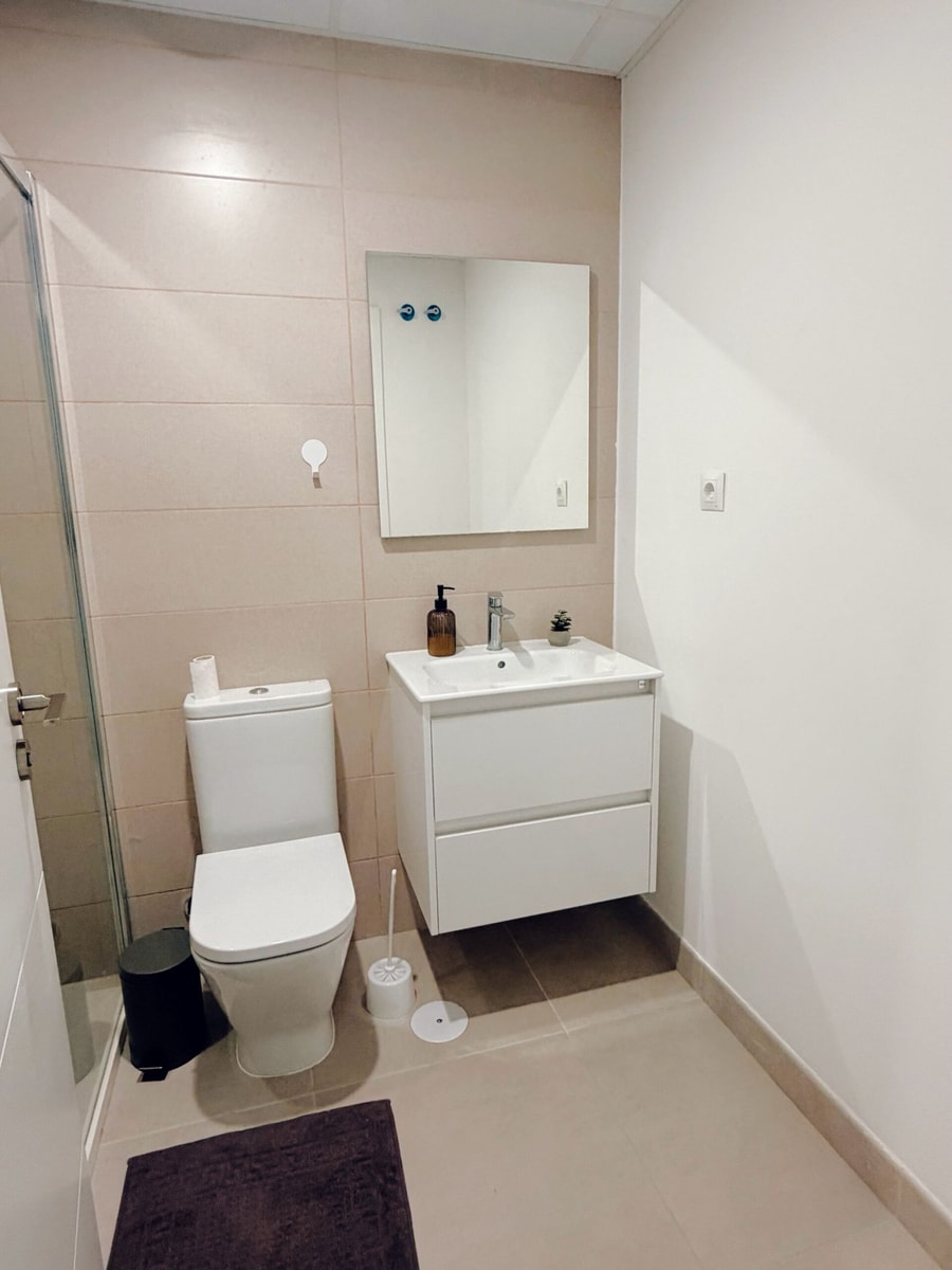 Elegant apartment with pool and parking by beBalmy 28 beBalmy