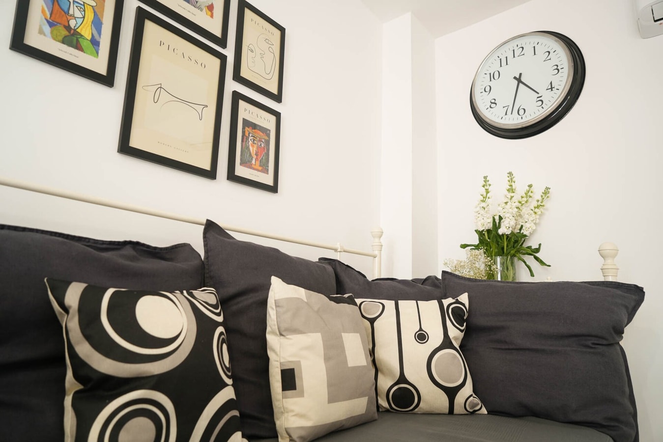 Cozy apartment in Vallecas by beBalmy 30 beBalmy