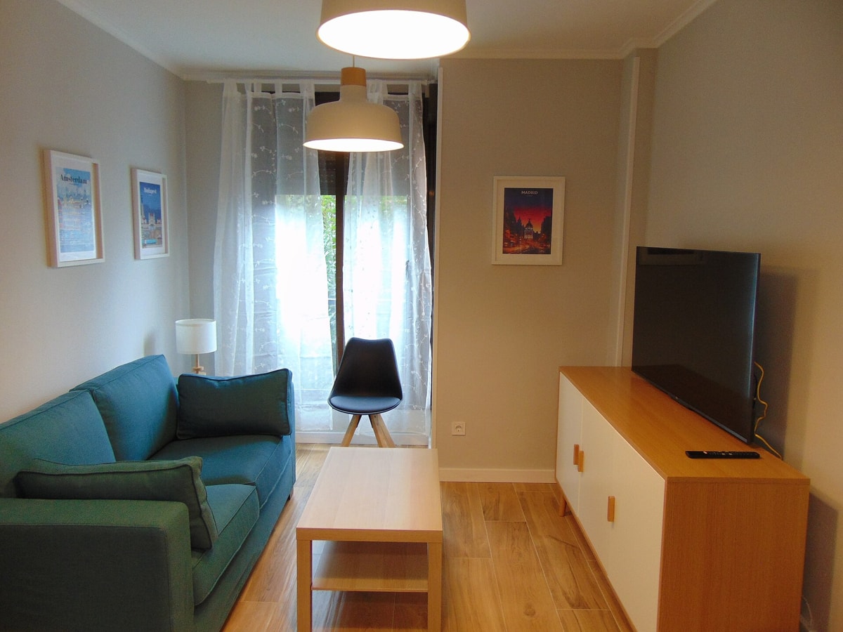 Airport Plenilunio suites blue by beBalmy 7 beBalmy