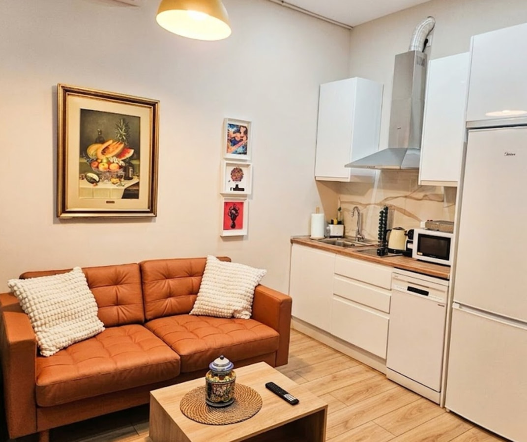 AL-93 (Madrid) Mur · Modern, spacious and bright apartment by beBalmy 5 beBalmy