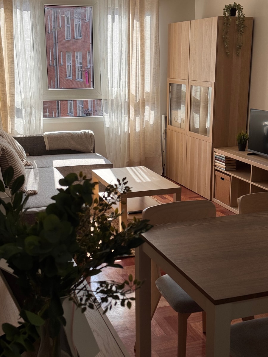 Cozy Apartment - 1 min to San Lorenzo Beach, Gijon 2 beBalmy