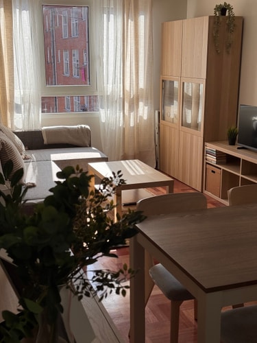 Cozy Apartment - 1 min to San Lorenzo Beach, Gijon, photo 3 of 16
