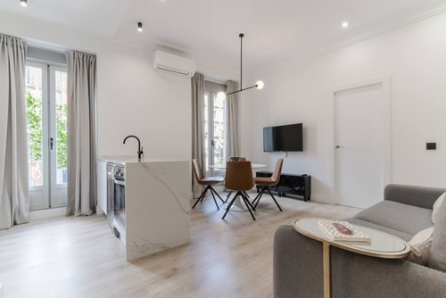 Light & design in Malasaña | Brand-new apto Madrid, photo 35 of 36