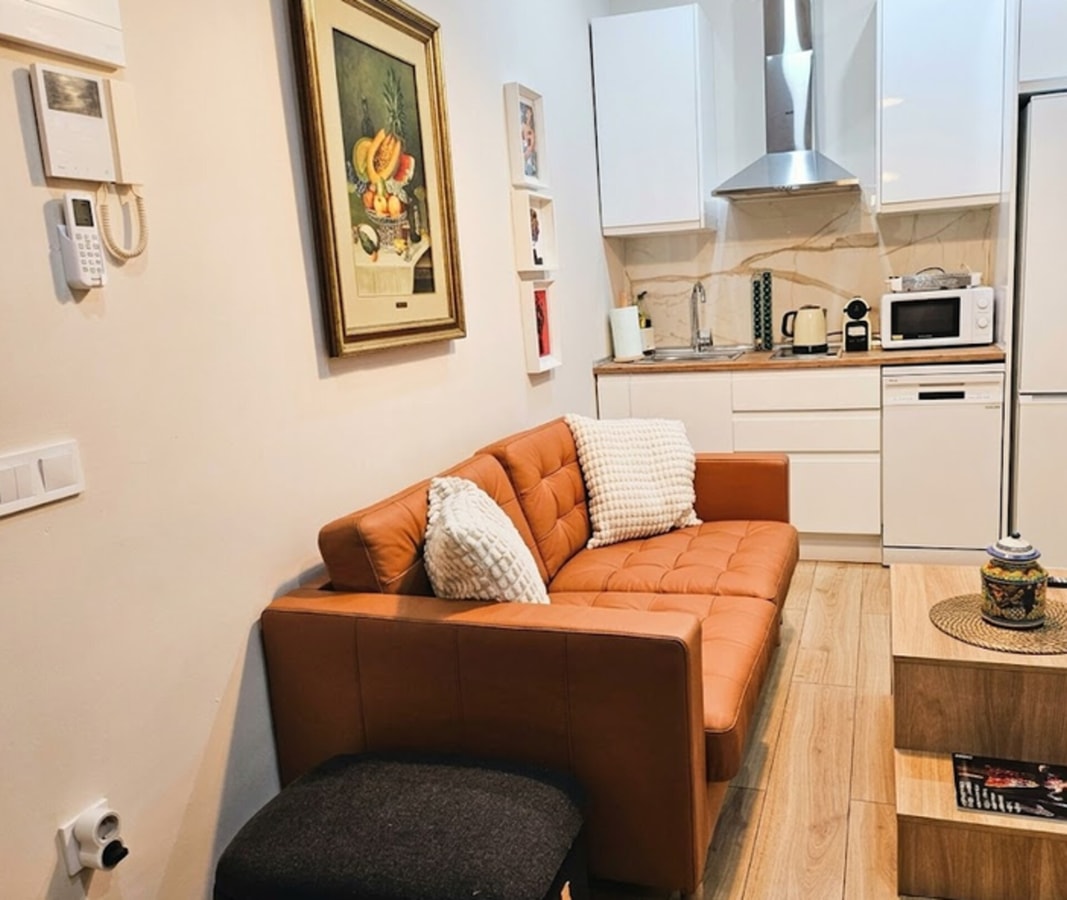 AL-93 (Madrid) Mur · Modern, spacious and bright apartment by beBalmy 4 beBalmy