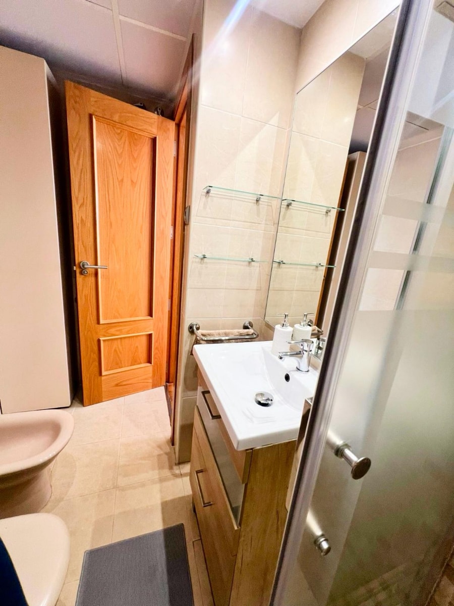 Spectacular apartment near the airport By BeBalmy 8 beBalmy