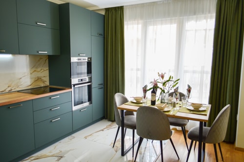 City Center Charm: 2BR Apartment 26 Flat Manager Booking