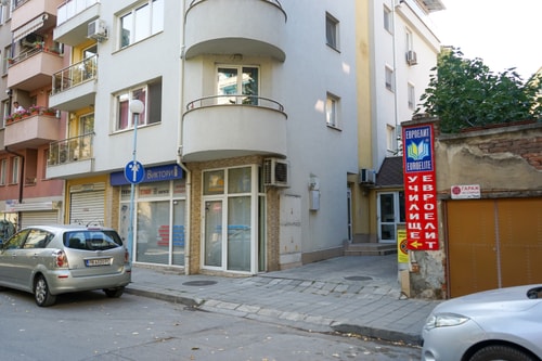 Comfortable 2BR Urban Getaway in City Center 6 Flat Manager Booking