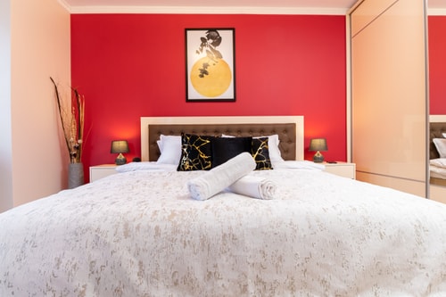 City Center Perfect: 3BR Apartment 15 Flat Manager Booking