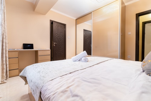 City Center Perfect: 3BR Apartment 25 Flat Manager Booking