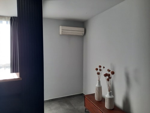 Plovdiv Central: Modern 1BR with Netflix & Balcony 8 Flat Manager Booking