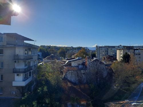 Plovdiv Central: Modern 1BR with Netflix & Balcony 12 Flat Manager Booking