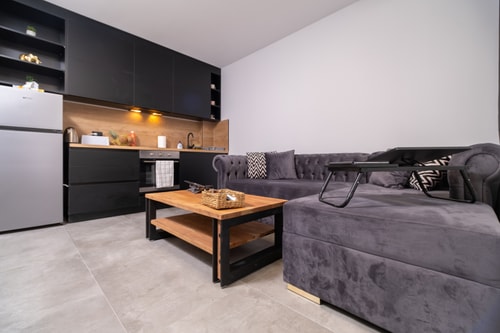 Central Plovdiv: Modern 1BR with Netflix & Balcony 8 Flat Manager Booking