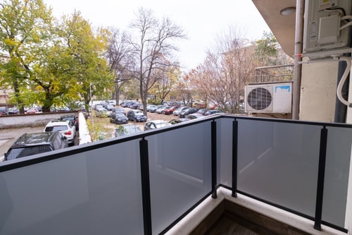 Central Plovdiv: Modern 1BR with Netflix & Balcony 17 Flat Manager Booking