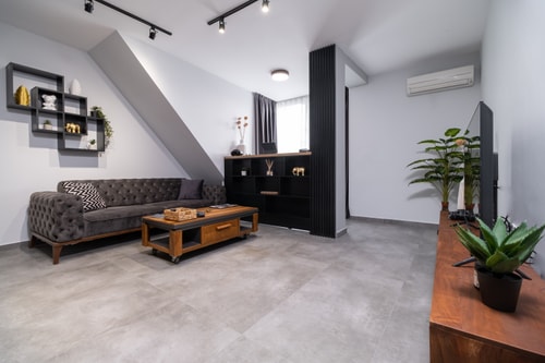 Central Plovdiv: Modern 1BR with Netflix & Balcony 1 Flat Manager Booking