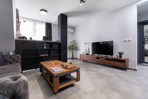 Central Plovdiv: Modern 1BR with Netflix & Balcony 37 Flat Manager Booking