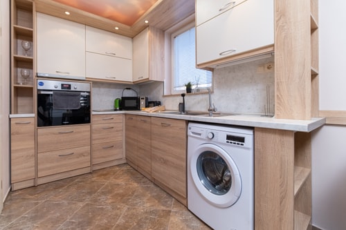 Comfortable 2BR Urban Getaway in City Center 33 Flat Manager Booking