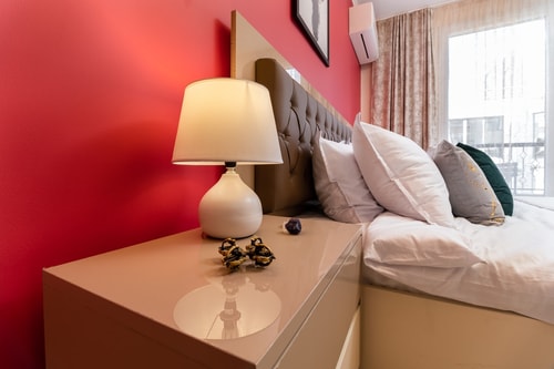 Red velvet ~ 3BD Apartment in Plovdiv Center 11 Flat Manager Booking