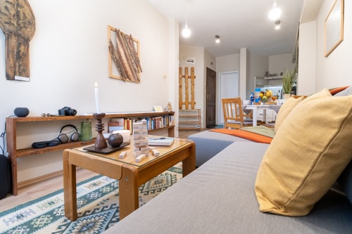 Chic Urban Getaway in City Center 5 Flat Manager Booking