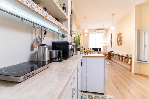 Chic Urban Getaway in City Center 10 Flat Manager Booking