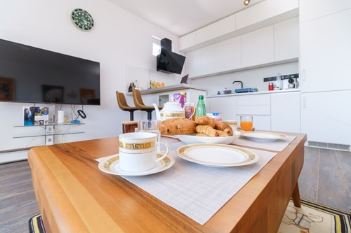 Serene Luxe Oasis Retreat on the Outskirts 38 Flat Manager Booking