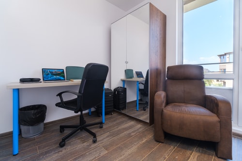 Serene Luxe Oasis Retreat on the Outskirts 46 Flat Manager Booking
