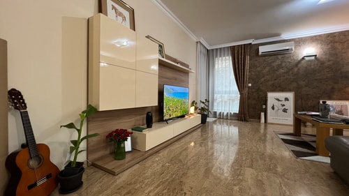Chic Luxury Escape Close to Kapana Area 11 Flat Manager Booking
